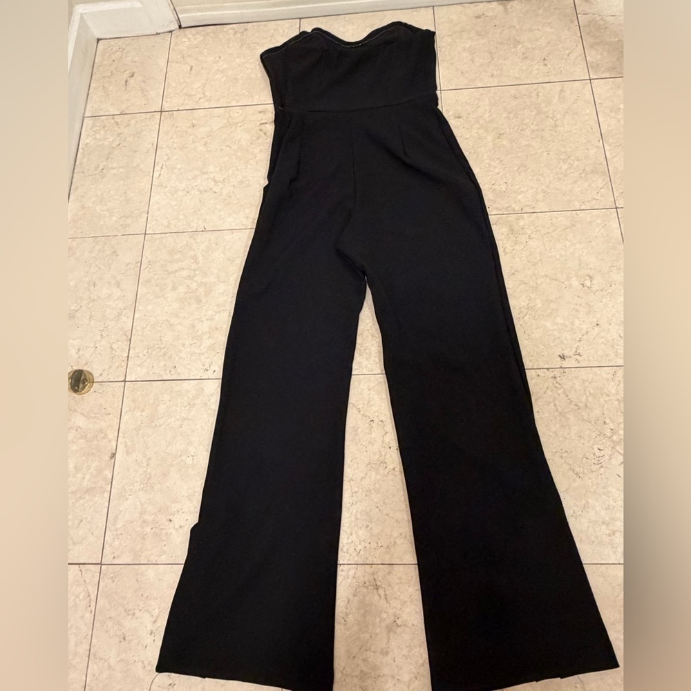 Abercrombie & Fitch Black Elegant and Strapless Wide Leg Jumpsuit - Picture 11 of 14